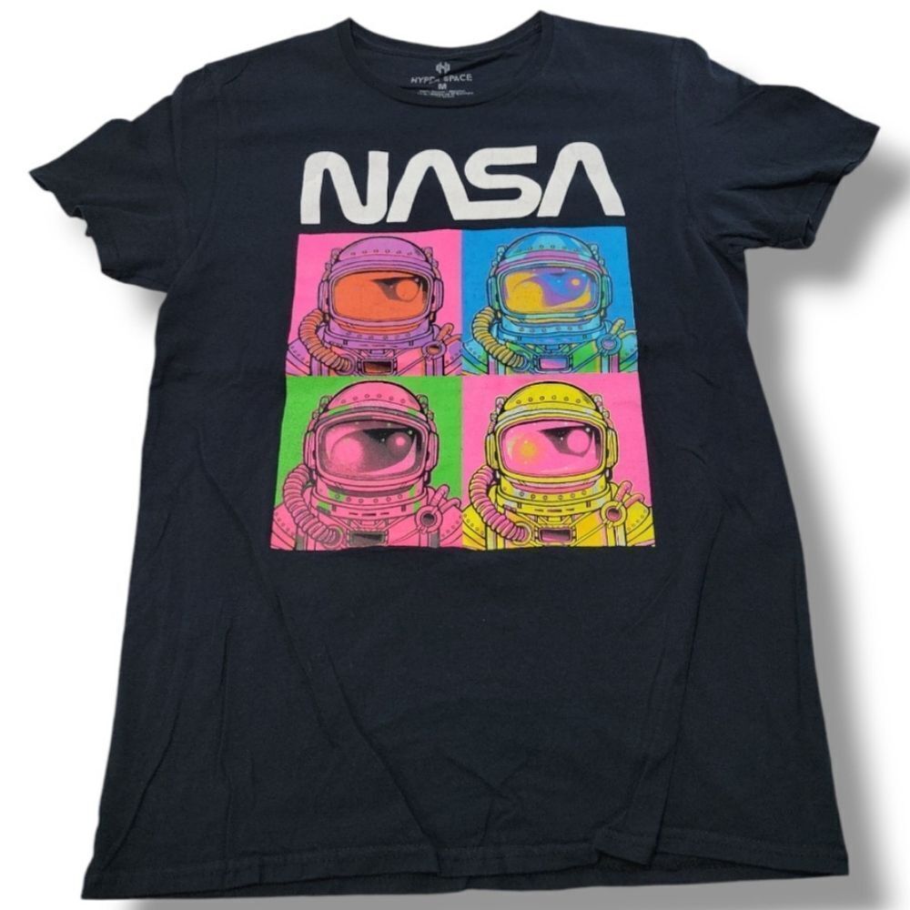Hyper Space Shirt Size Medium M NASA Graphic Tee Astronaut Graphic Print T-Shirt